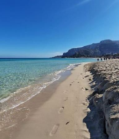Apartment By The Sea Mondello Beach Palermo Kültér fotó