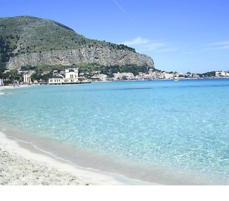 Apartment By The Sea Mondello Beach Palermo Kültér fotó