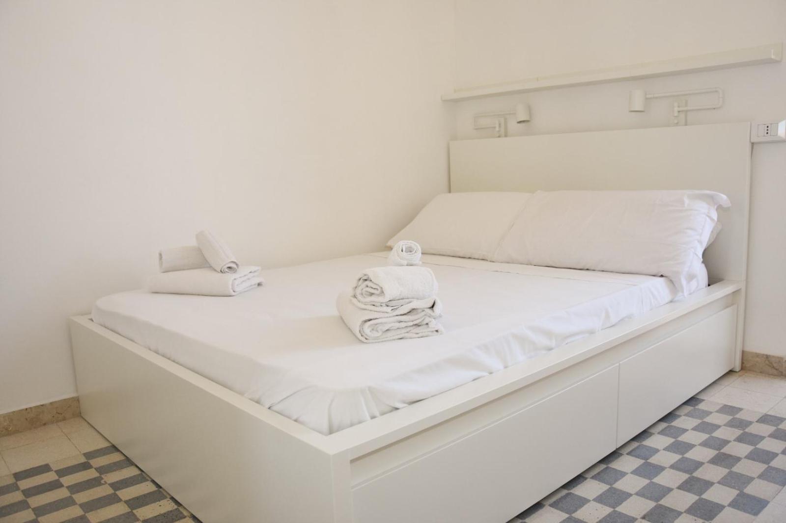 Apartment By The Sea Mondello Beach Palermo Kültér fotó